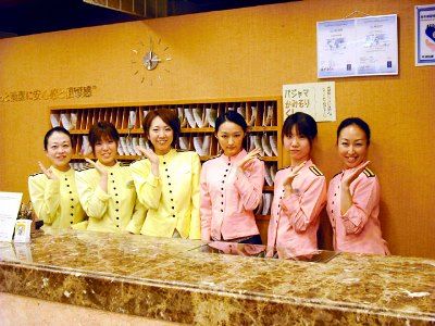 Toyoko Inn Yokohama Minatomirai-Sen Nihon-Odori Ekimae Exteriör bild